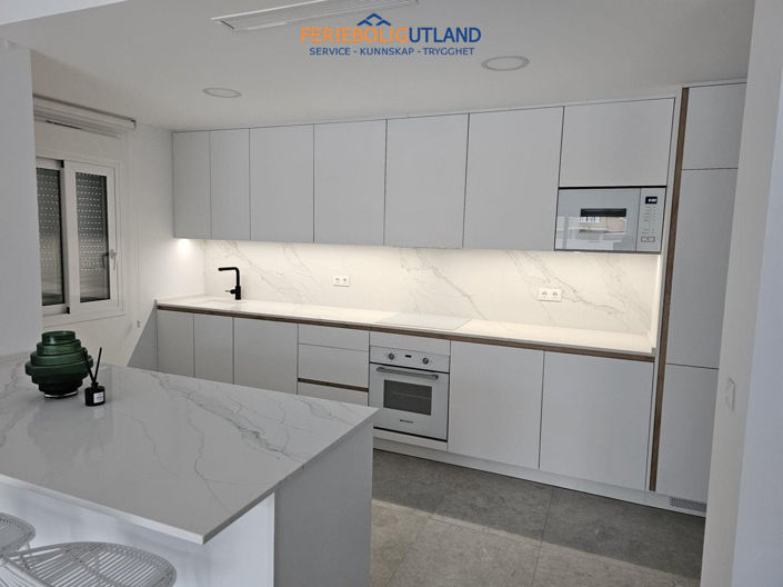 Image No.6-3 Bed Apartment for sale