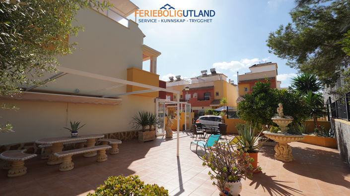Image No.14-3 Bed Townhouse for sale