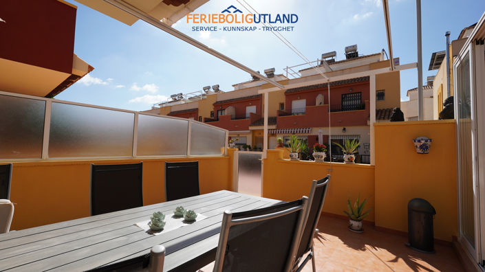 Image No.18-3 Bed Townhouse for sale