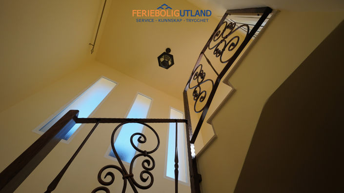 Image No.44-3 Bed Townhouse for sale