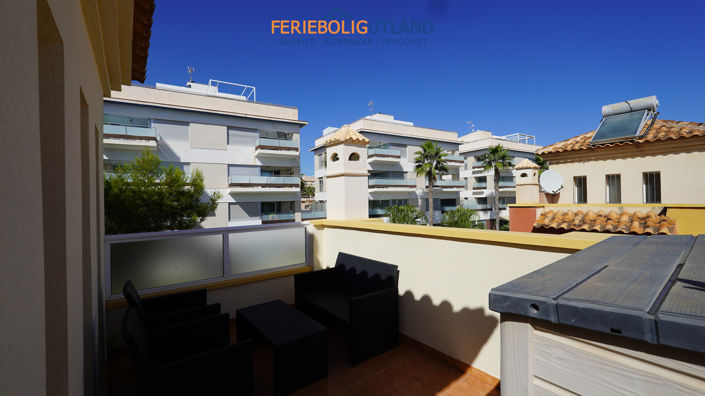 Image No.45-3 Bed Townhouse for sale