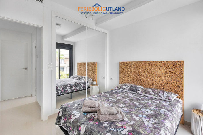 Image No.23-4 Bed Villa for sale