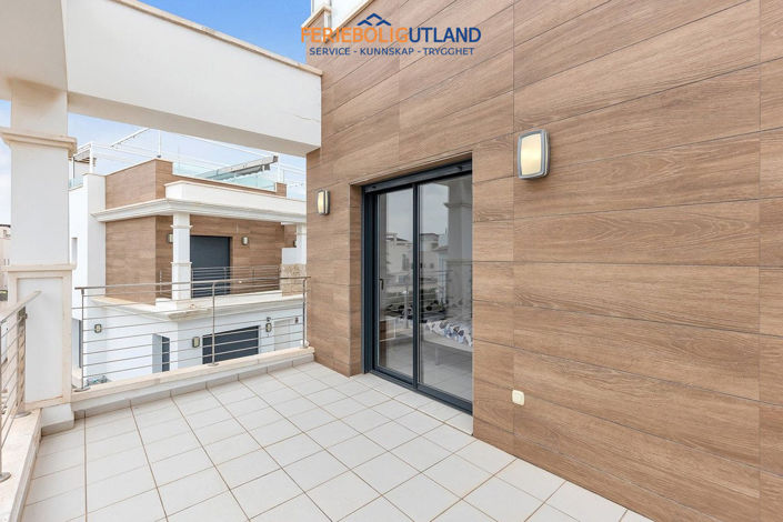 Image No.48-4 Bed Villa for sale