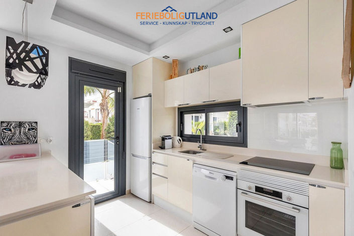 Image No.5-4 Bed Villa for sale