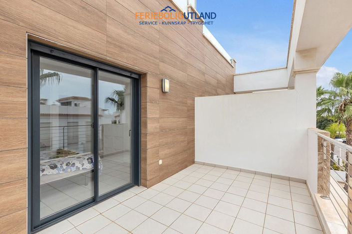 Image No.50-4 Bed Villa for sale
