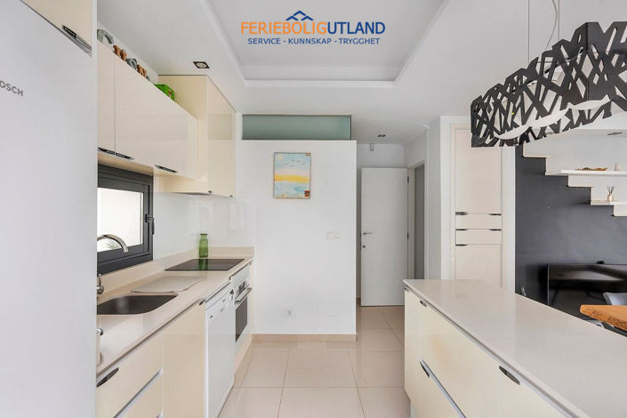 Image No.9-4 Bed Villa for sale