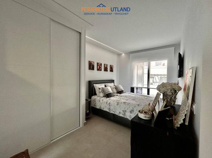 Image No.11-3 Bed Apartment for sale