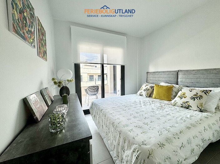 Image No.14-3 Bed Apartment for sale