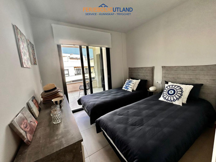 Image No.19-3 Bed Apartment for sale
