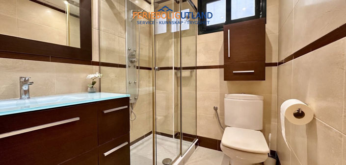 Image No.19-2 Bed Apartment for sale