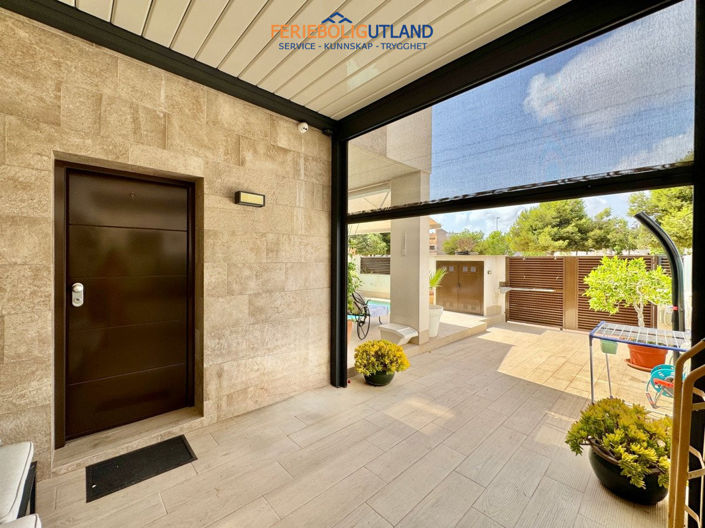 Image No.50-3 Bed Townhouse for sale