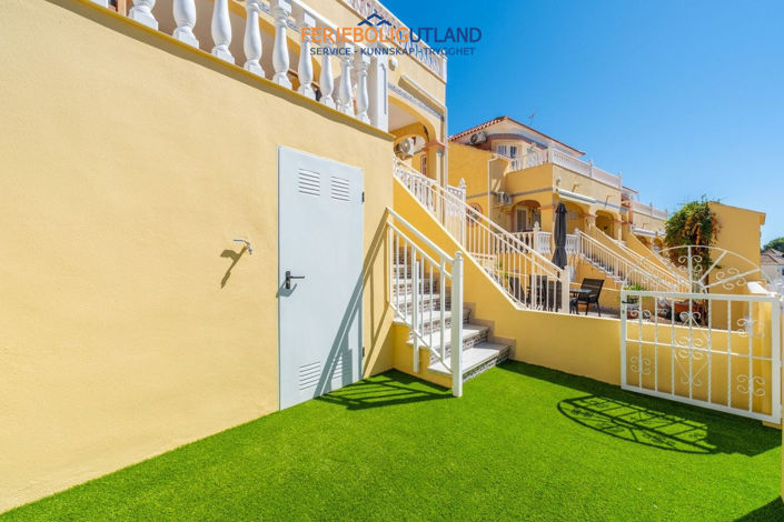 Image No.36-2 Bed Townhouse for sale