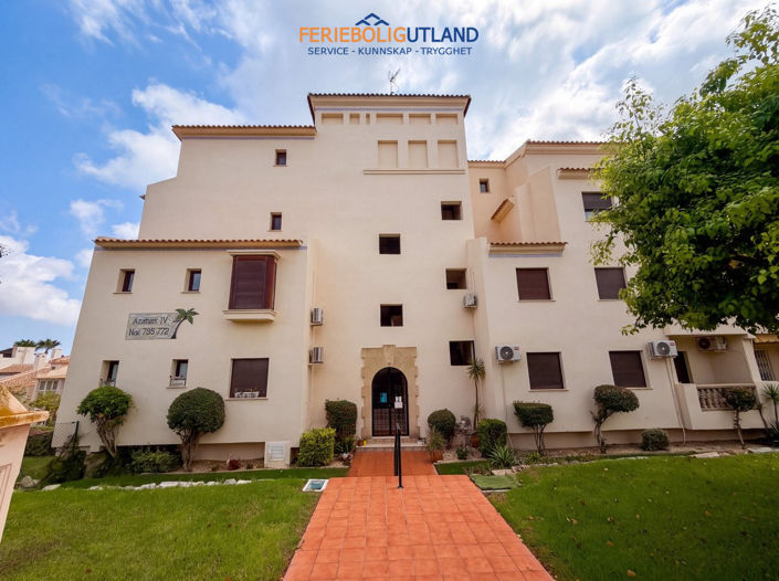 Image No.38-3 Bed Apartment for sale