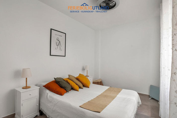 Image No.22-3 Bed Apartment for sale