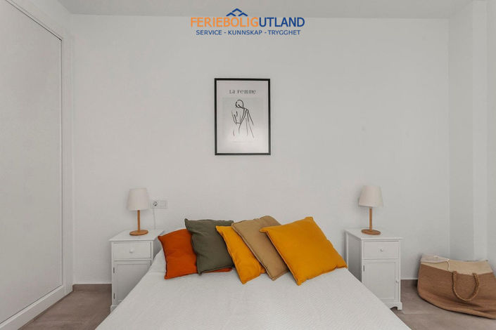 Image No.24-3 Bed Apartment for sale