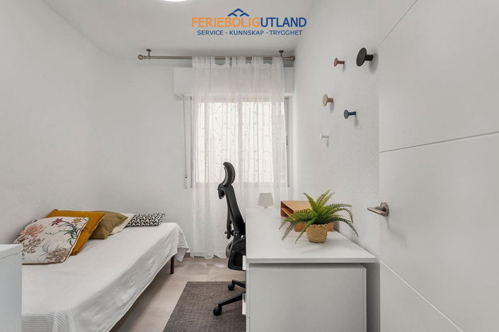 Image No.28-3 Bed Apartment for sale