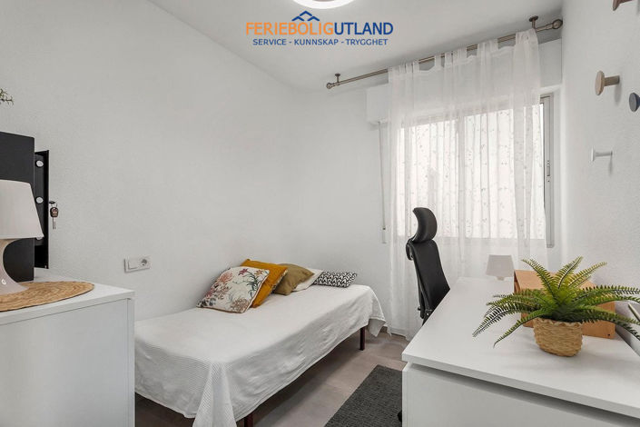 Image No.30-3 Bed Apartment for sale