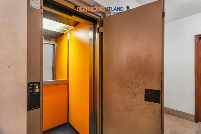 Image No.36-3 Bed Apartment for sale