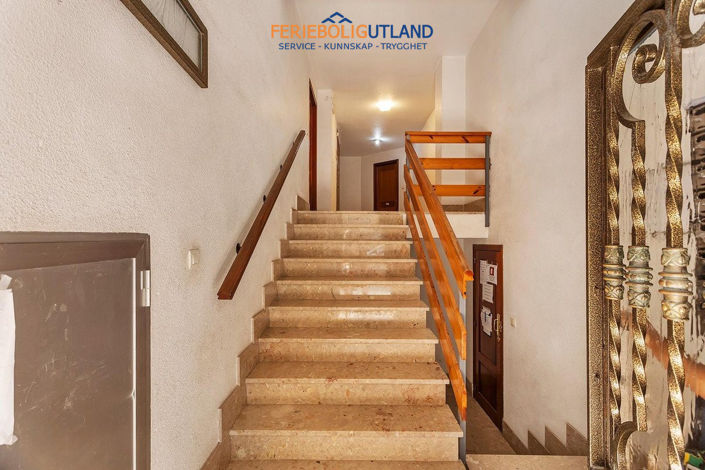 Image No.37-3 Bed Apartment for sale