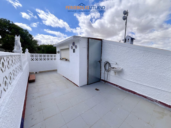 Image No.27-3 Bed Villa for sale