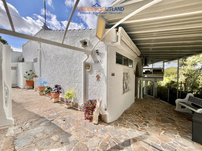 Image No.35-3 Bed Villa for sale