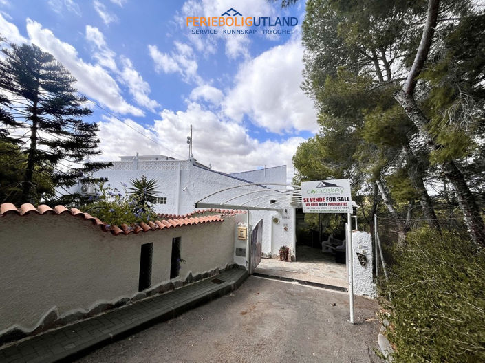 Image No.36-3 Bed Villa for sale