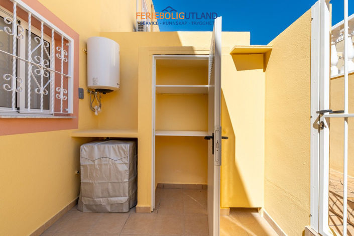 Image No.34-2 Bed Townhouse for sale
