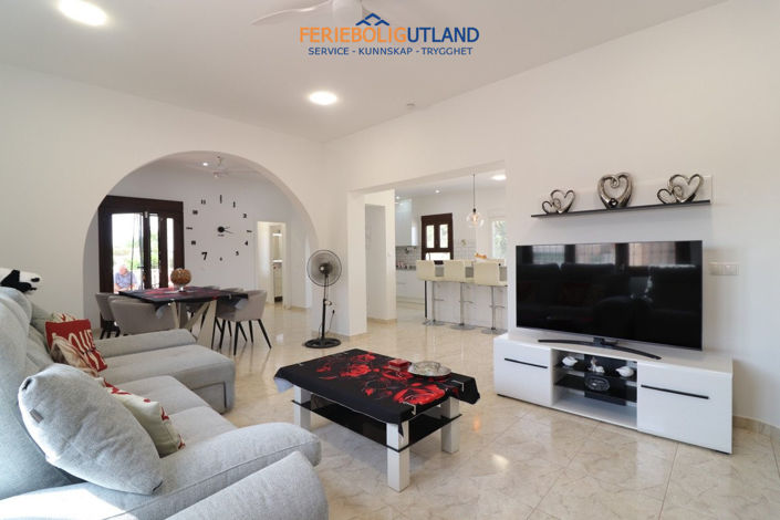 Image No.11-3 Bed Villa for sale