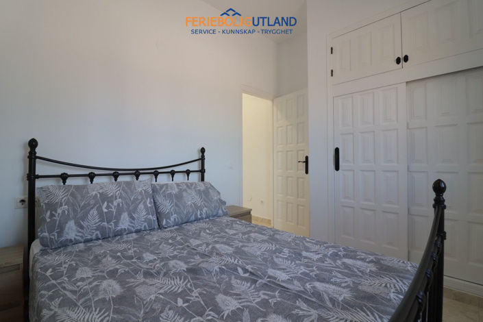 Image No.12-3 Bed Villa for sale