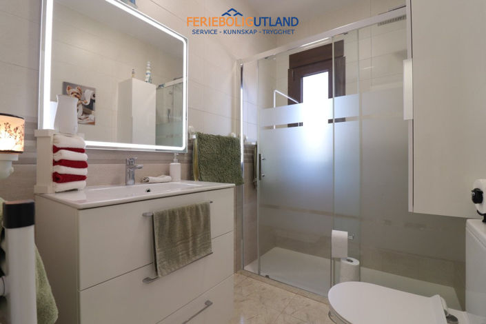 Image No.20-3 Bed Villa for sale