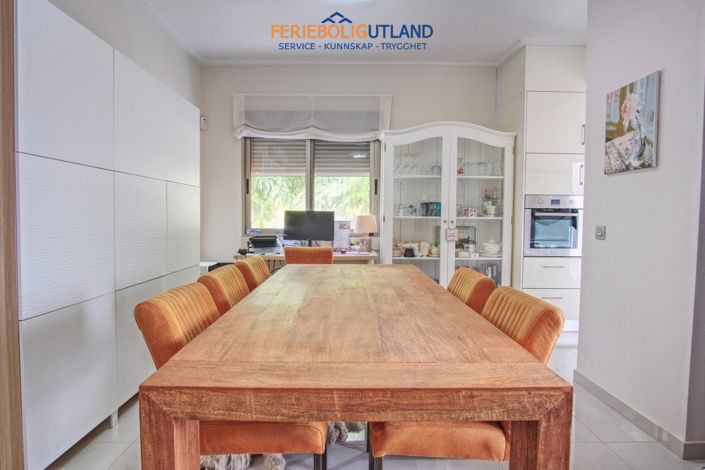 Image No.8-3 Bed Villa for sale