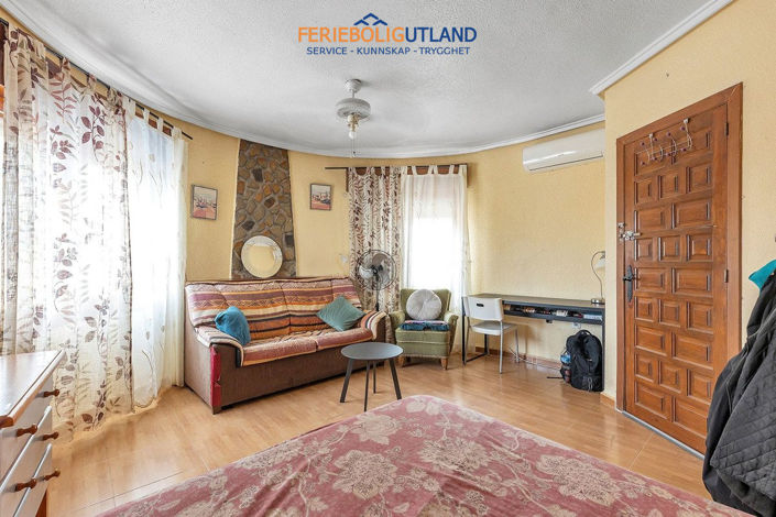 Image No.15-5 Bed Villa for sale