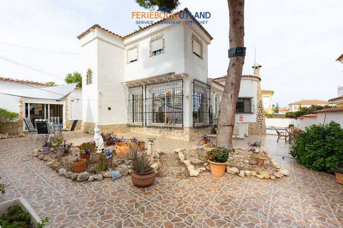 Image No.32-5 Bed Villa for sale