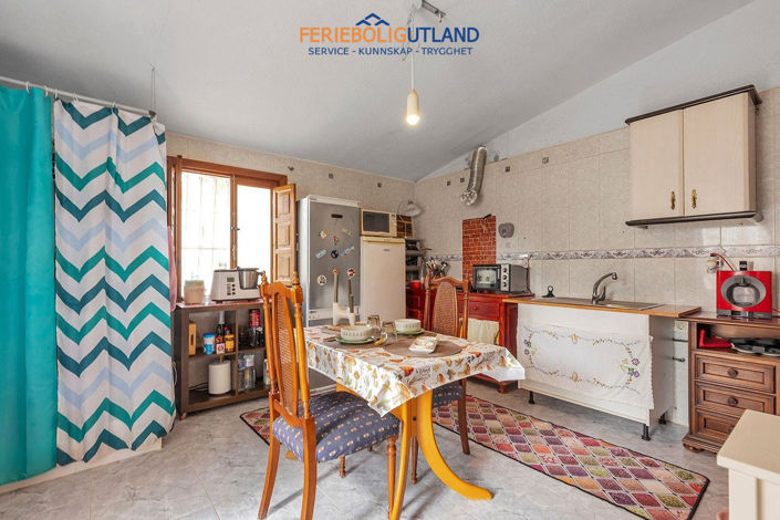 Image No.4-5 Bed Villa for sale