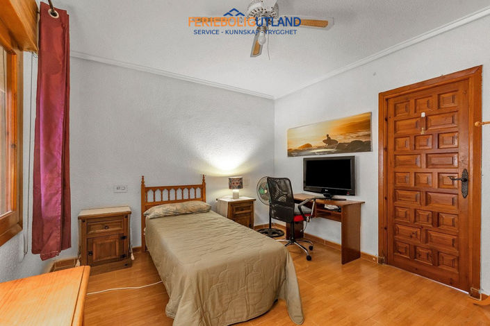 Image No.9-5 Bed Villa for sale