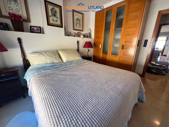 Image No.3-3 Bed Apartment for sale