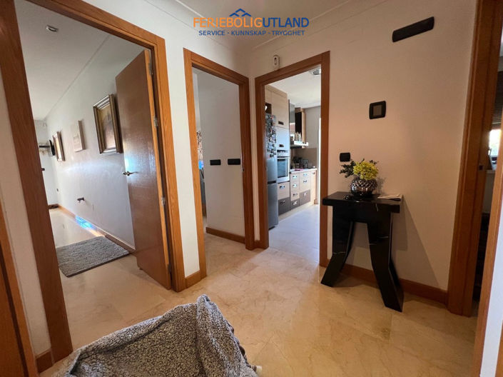 Image No.8-3 Bed Apartment for sale