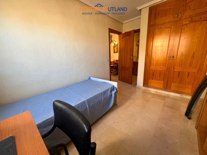 Image No.11-3 Bed Apartment for sale