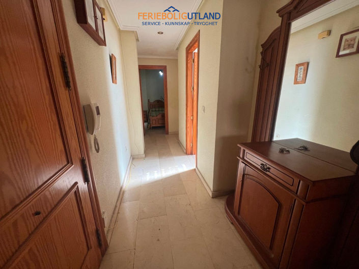 Image No.14-3 Bed Apartment for sale