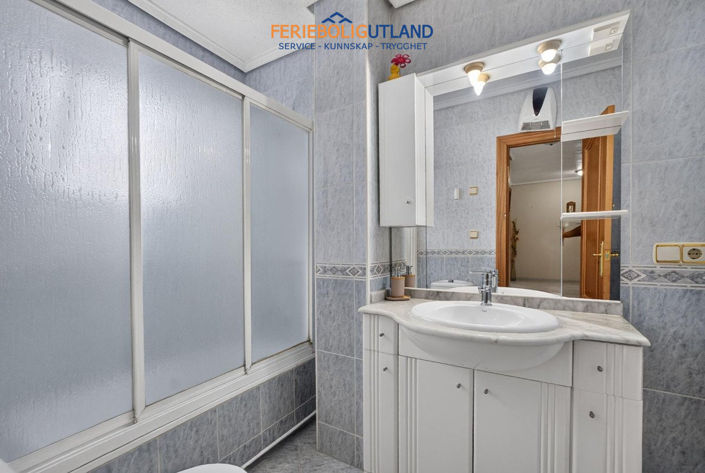 Image No.18-3 Bed Apartment for sale