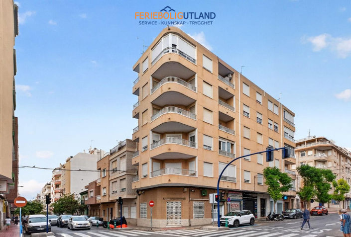 Image No.22-3 Bed Apartment for sale