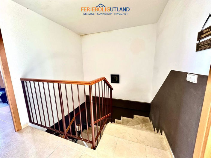 Image No.16-3 Bed Townhouse for sale