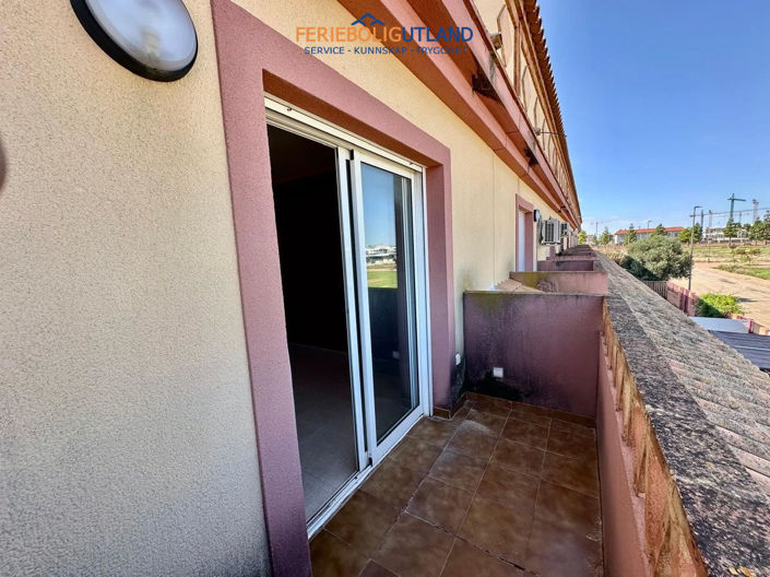 Image No.24-3 Bed Townhouse for sale