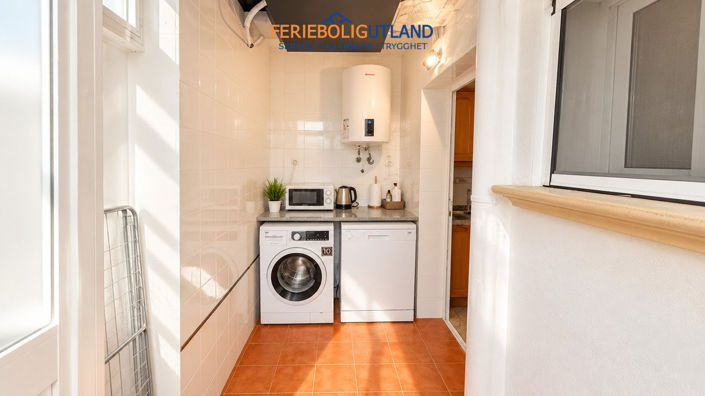 Image No.16-2 Bed Bungalow for sale