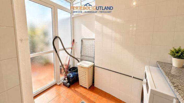 Image No.17-2 Bed Bungalow for sale