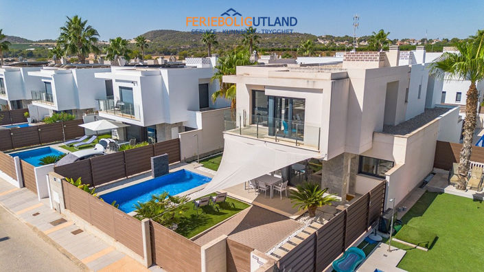 Image No.2-3 Bed Villa for sale