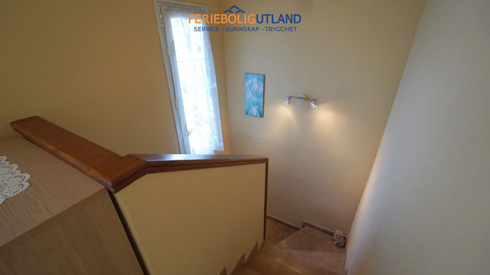 Image No.14-3 Bed Townhouse for sale