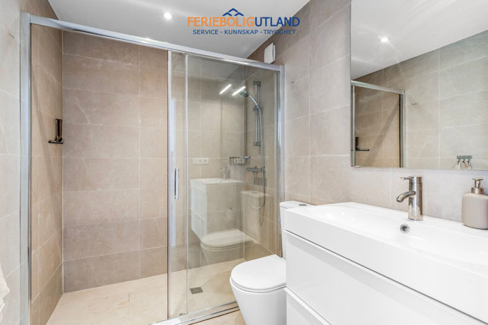 Image No.5-2 Bed Apartment for sale