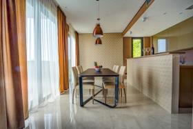 Image No.10-Villa de 5 chambres à vendre à Budva