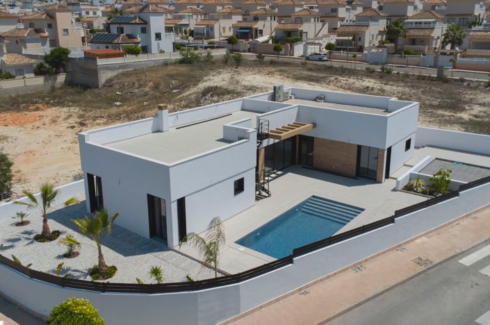 Image No.1-3 Bed Villa for sale